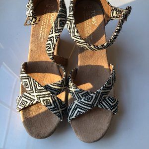 Toms Sandals Wedge women size 7.5